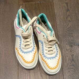 Women's Cream Lace-Up Sneakers with Blue, Yellow & Pink Trim
